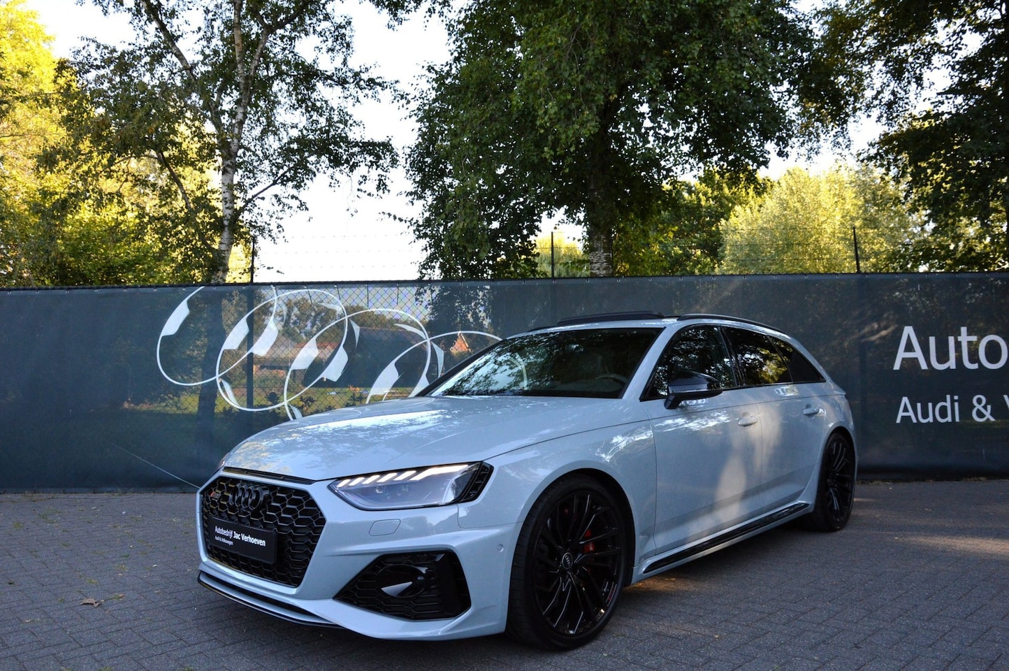 Audi RS4 - Avant 2.9 TFSI |Quattro|Black Edition|Panoramadak|HuD|Adaptive Cruise| - AutoWereld.nl