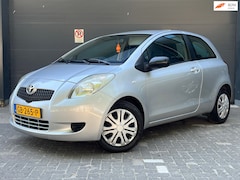 Toyota Yaris - 1.3 VVTi Terra AIRCO CV MFSTUUR APK CENTRALE VERGRENDELING