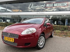 Fiat Grande Punto - 1.4 Active Radio/Cd speler - Licht metalen velgen 15 inch - Elektrische ramen - Centrale v