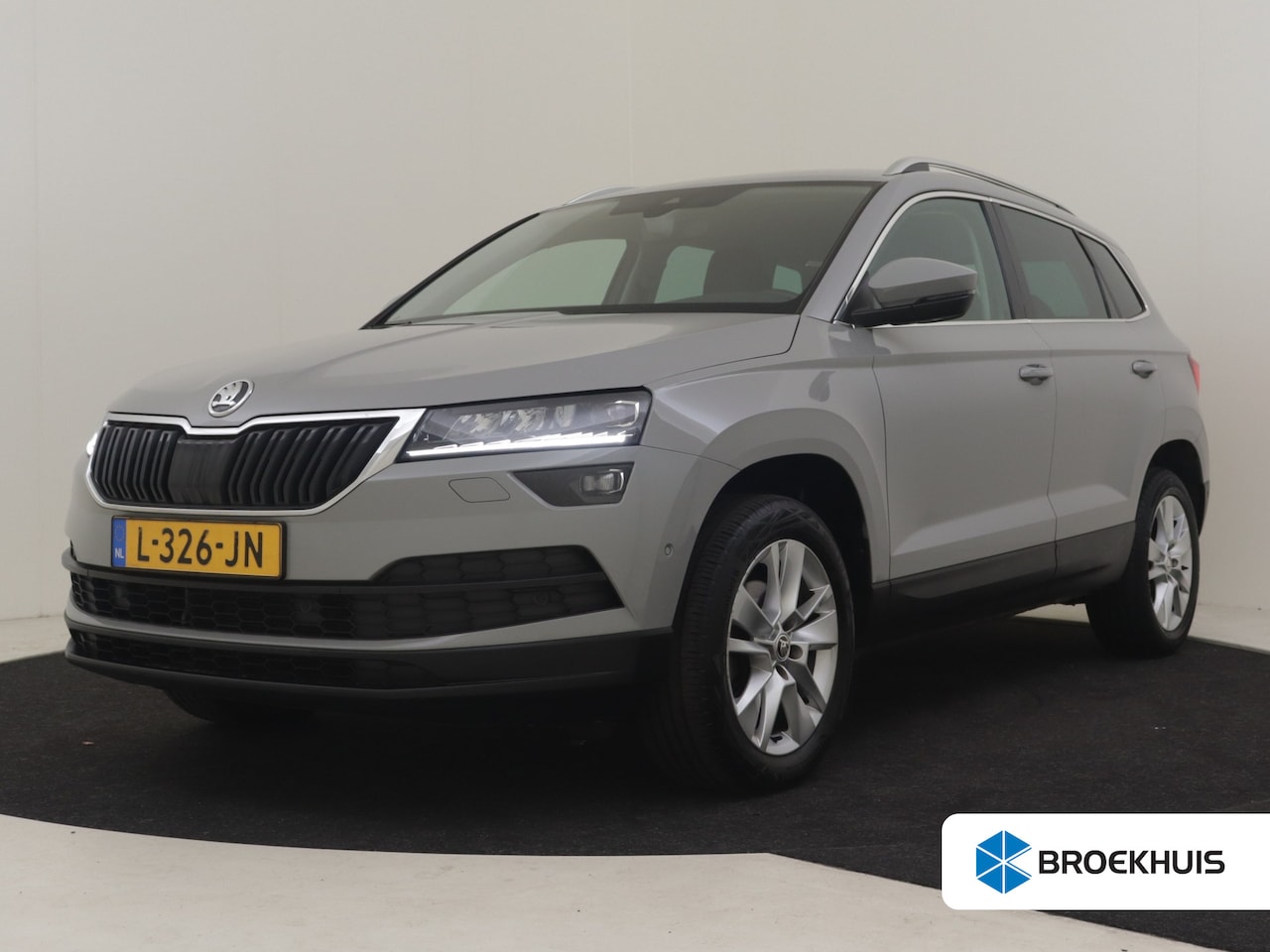 Skoda Karoq - 1.5 TSI ACT Business Edition Plus 150PK DSG/AUTO | Achteruitrij camera | Trekhaak uitklapb - AutoWereld.nl