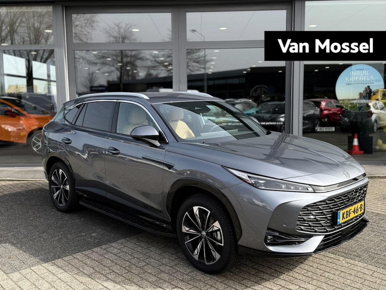 MG MG HS PHEV - 1.5 272pk Aut. Luxury | 100km Electrisch | Bruin Interieur | Navi | CarPlay | 360 Camera | - AutoWereld.nl