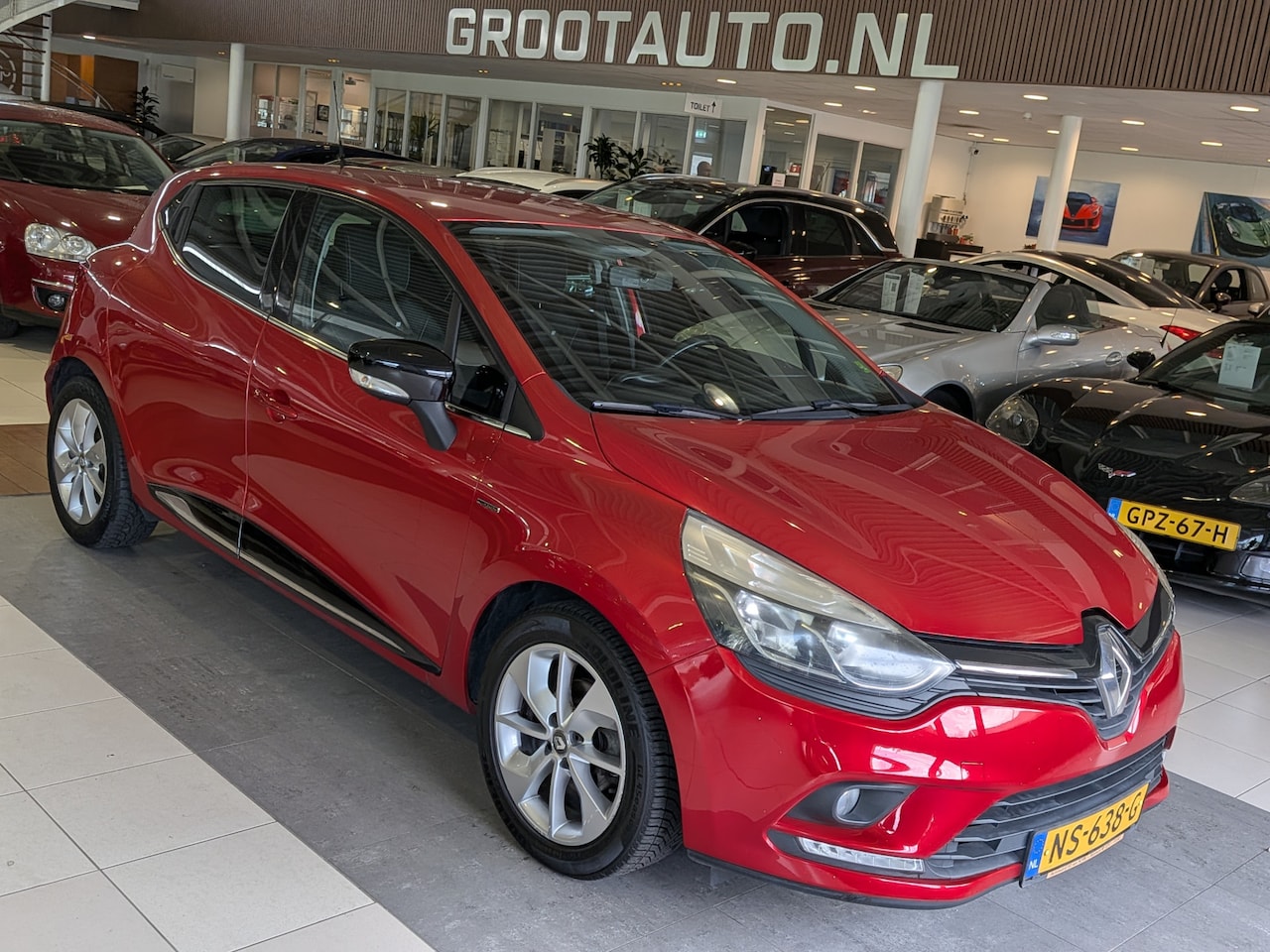 Renault Clio - 0.9 TCe Limited Airco, Cruise Control, Stuurbekrachtiging - AutoWereld.nl