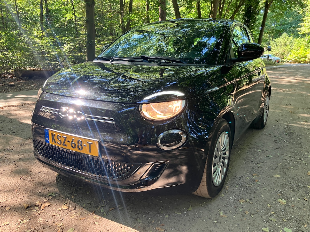 Fiat 500e - dec-2022, nieuwstaat, Virtual cockpit, Lane-assist, Snelladen, Airco, Carplay, Stoelverwar - AutoWereld.nl