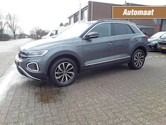 Volkswagen T-Roc - 1.5 TSI STYLE DSG / C.C. / DAB
