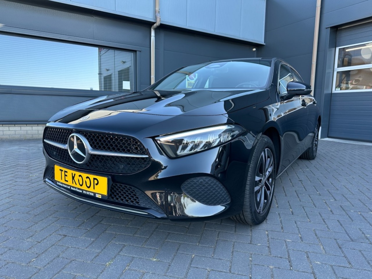 Mercedes-Benz A-klasse - A250e Plug-in Hybride met airco, PDC, Apple CarPlay, achteruitrijcamera - AutoWereld.nl