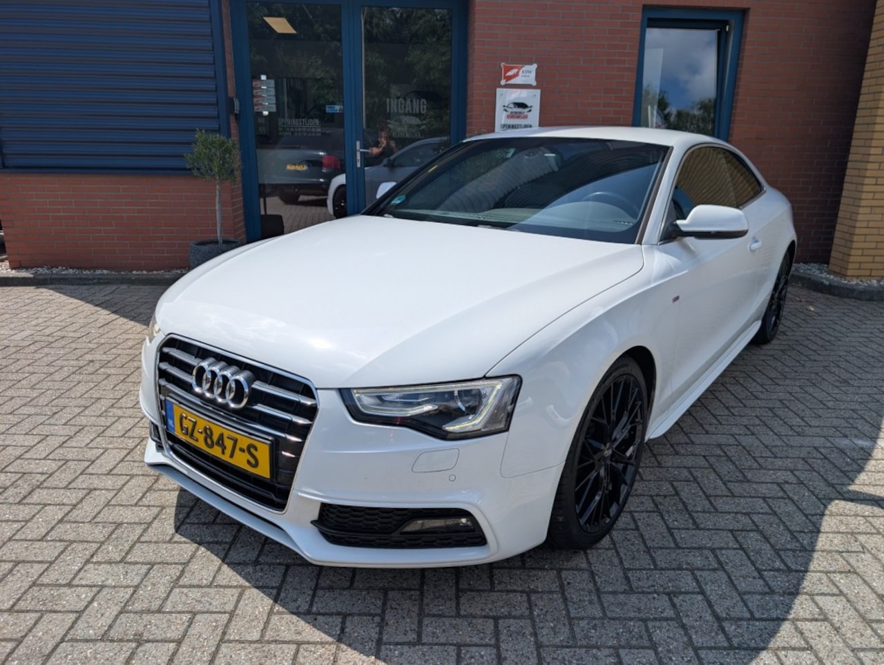 Audi A5 - COUPE 1.8 TFSI S-line SPORT ED, AdaptiveCruise, Airco, Stoelverw, Navi - AutoWereld.nl