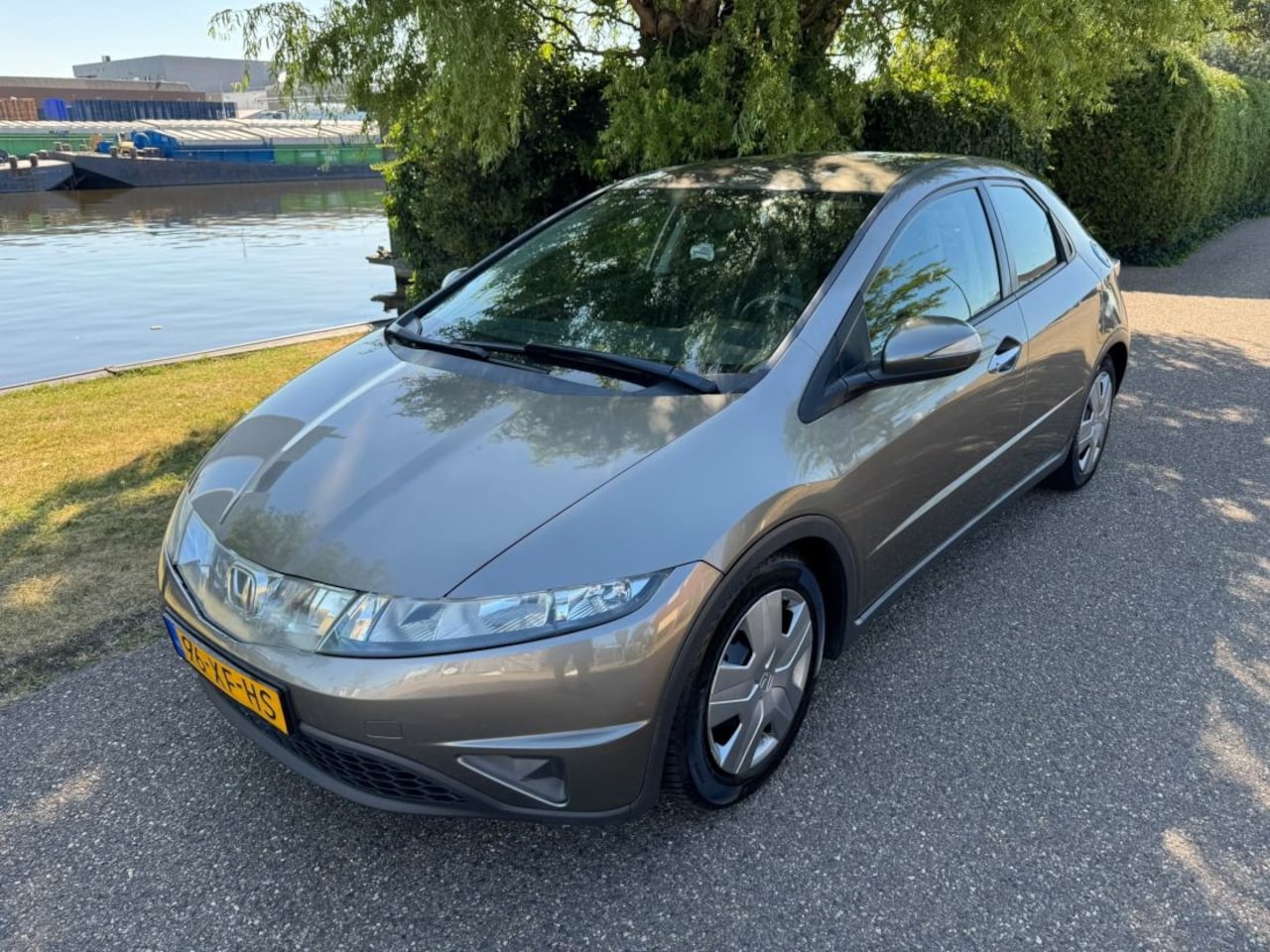 Honda Civic - 1.8 Comfort|carplay|airco|5drs - AutoWereld.nl