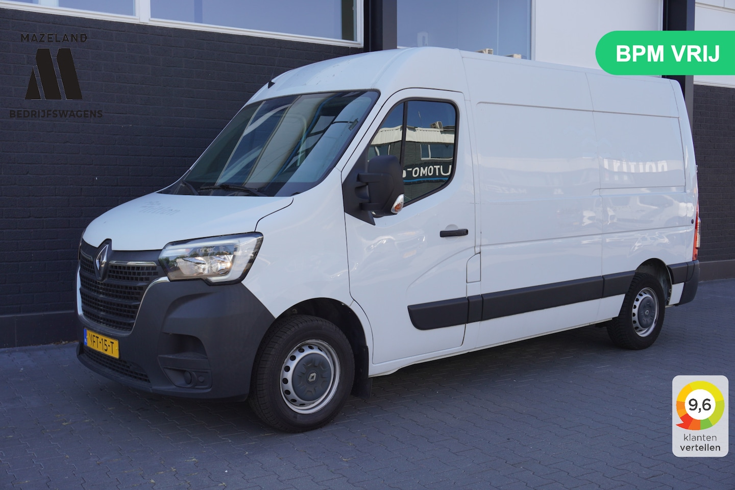 Renault Master - 2.3 dCi L2H2 EURO 6 - Airco - Navi - Cruise - €14.499,- Excl. - AutoWereld.nl