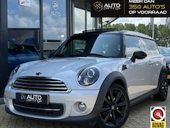 MINI Clubman - 1.6 Cooper 122PK | PANO | Stoelverwarming | Bi-Xenon | Parkeersensoren | Lichtmetalen Velg