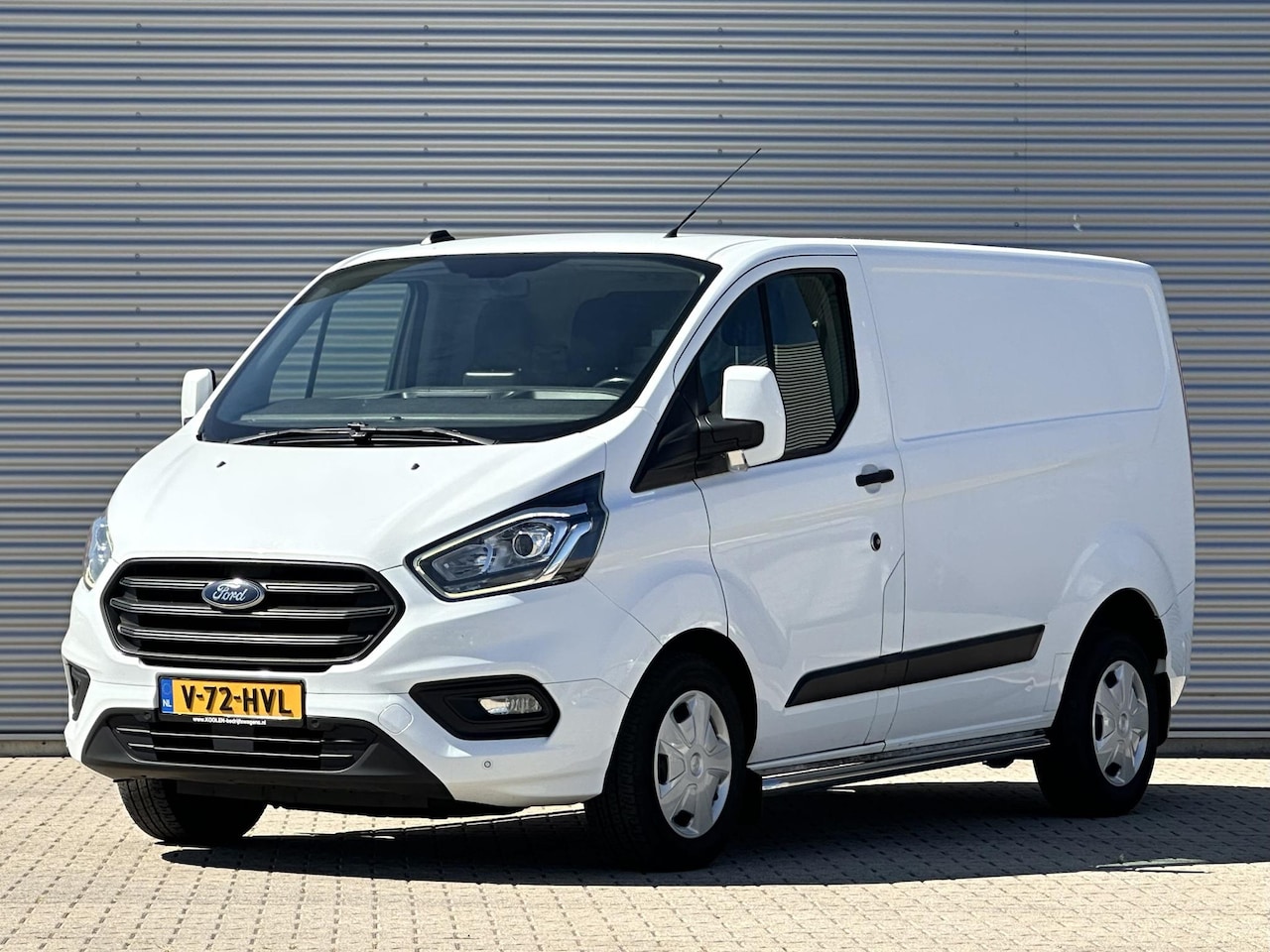 Ford Transit Custom - 280 2.0 TDCI L1H1 Trend Automaat|Navi|Cruise|Trekh Omvormer - AutoWereld.nl