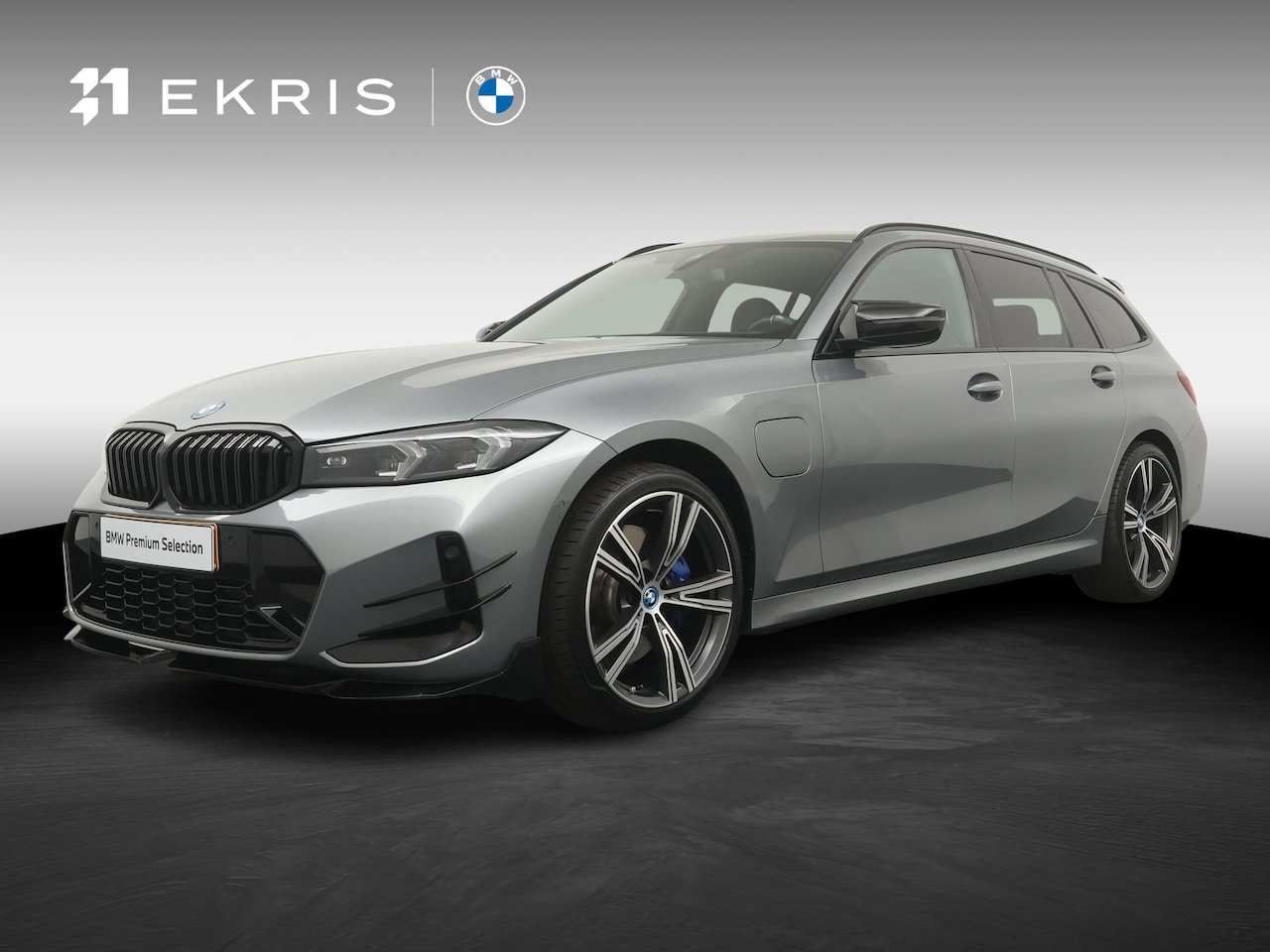 BMW 3-serie Touring - 330e | Stoelverstelling elektrisch | Harman/Kardon | Head-up | Trekhaak - AutoWereld.nl
