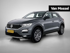 Volkswagen T-Roc - 1.5 TSI Style | 150 PK | Automaat | Trekhaak | Parkeersensoren | Elektrische Achterklep |