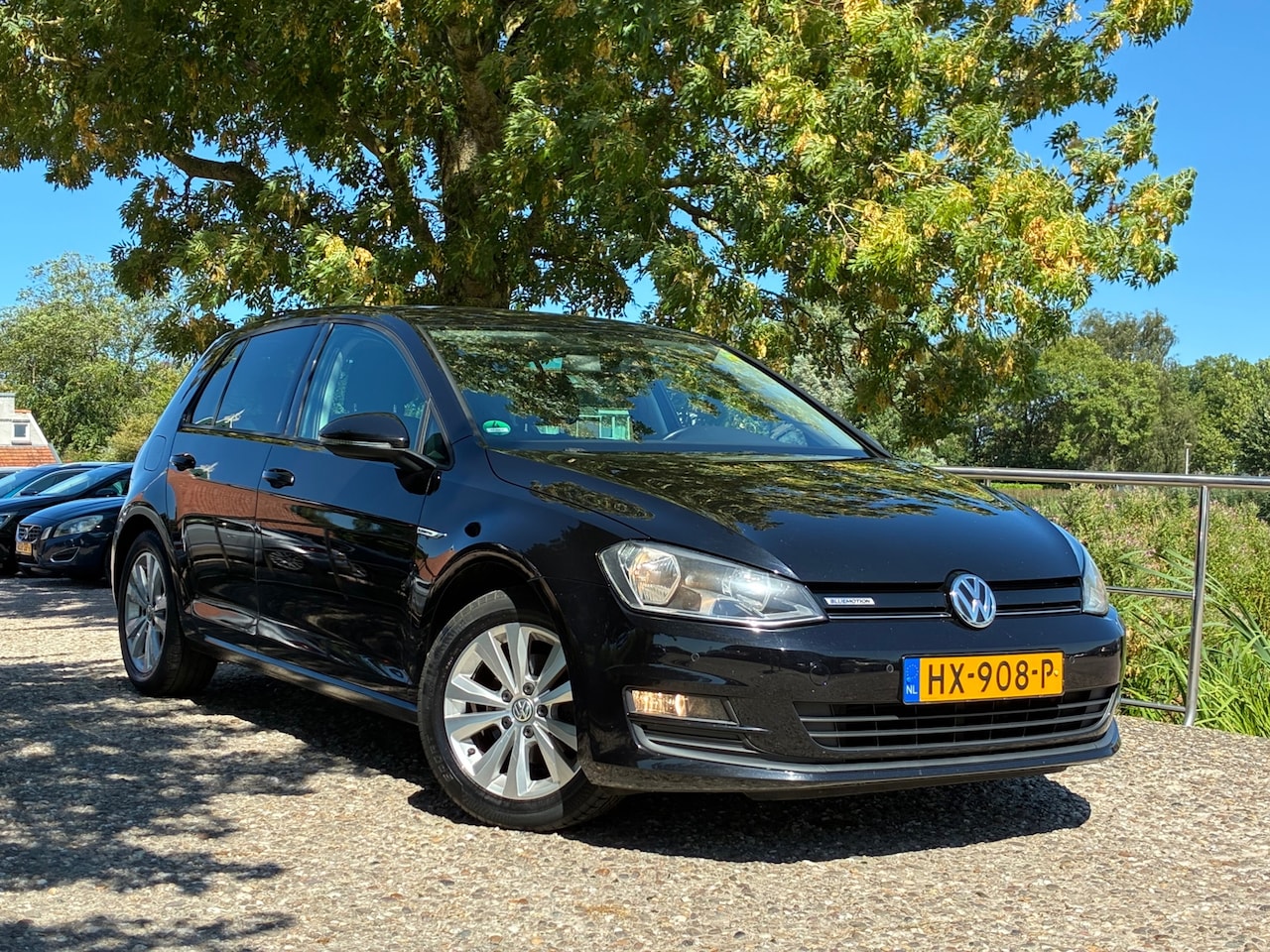Volkswagen Golf - 1.0 TSI Comfortline | DAB + Carplay + Navi + Cruise nu €7.975,-!! - AutoWereld.nl