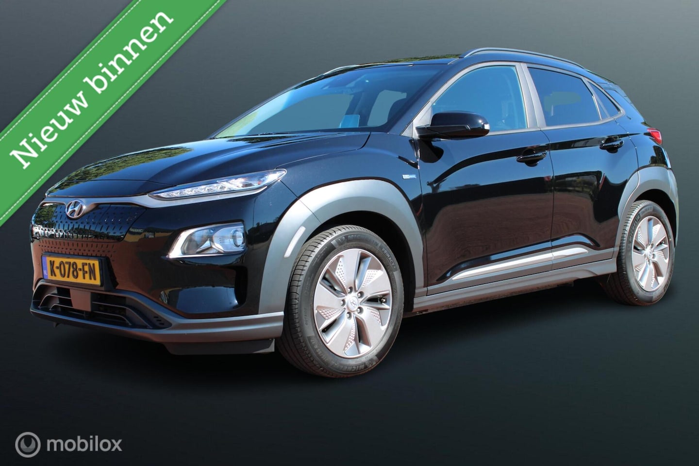 Hyundai Kona Electric - EV Fashion 64 kWh, 3 -fase laden, Navi, App connect, Dode hoek detectie, Head-up display, - AutoWereld.nl