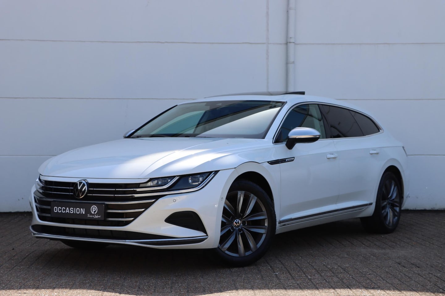 Volkswagen Arteon Shooting Brake - 1.4 TSI eHybrid Elegance Business+ 218pk DSG6 | SOH 97,9% | - AutoWereld.nl