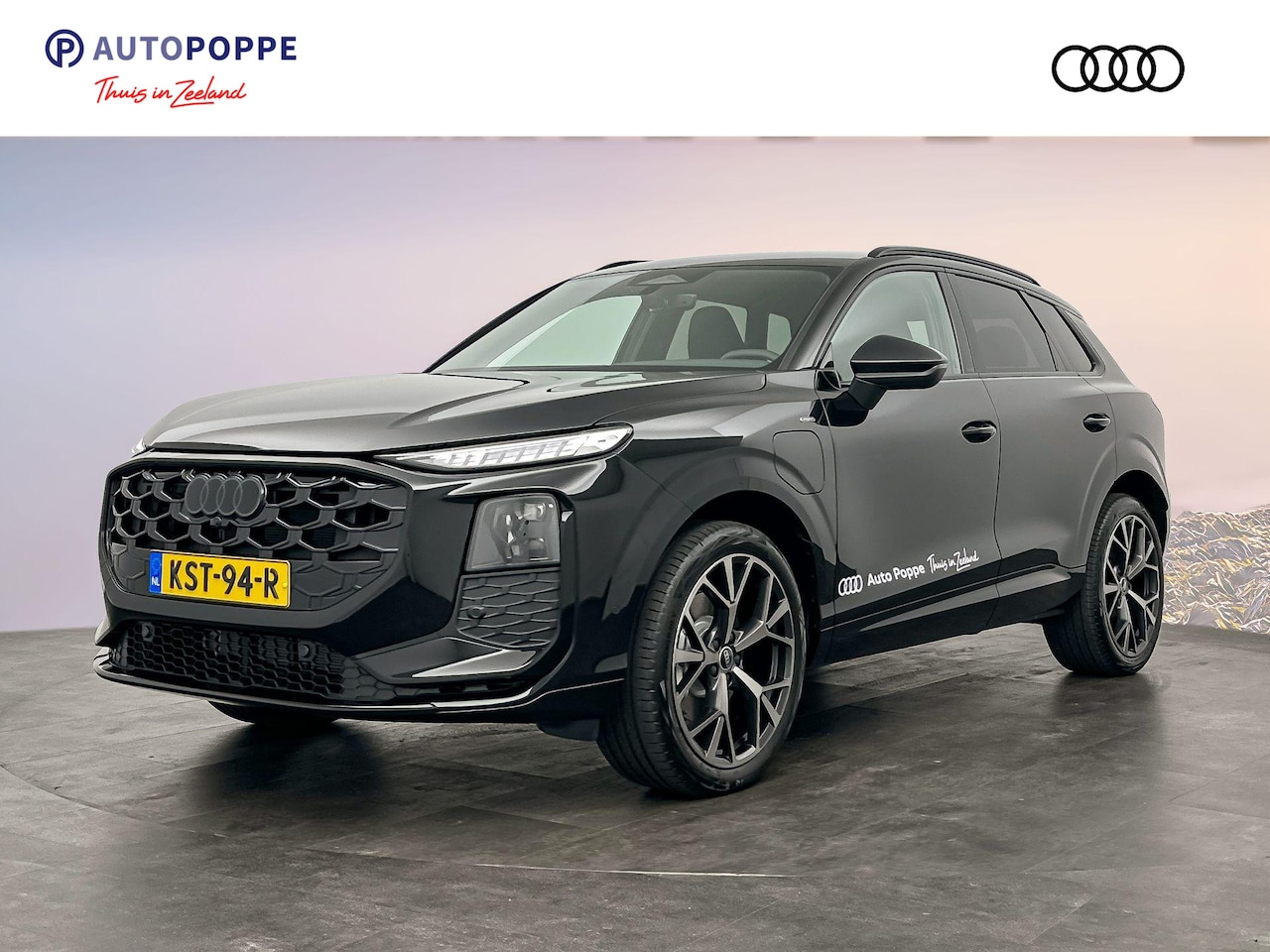 Audi Q3 - S edition e-hybrid 272 PK Trekhaak l Leer l Tech+ - AutoWereld.nl