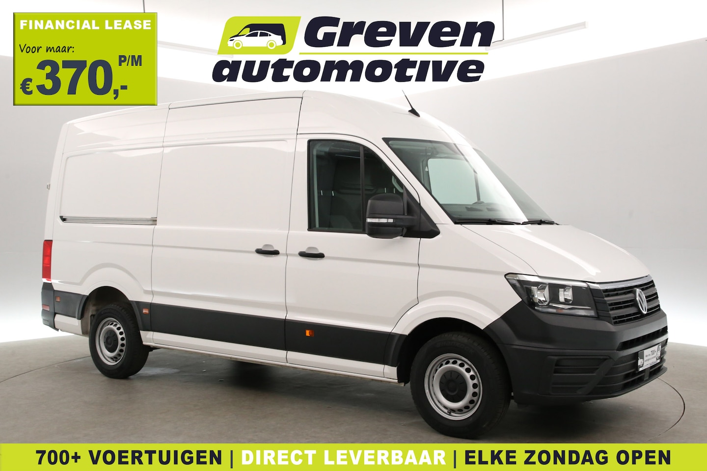 Volkswagen Crafter - 2.0 TDI 140PK L3H3 | Airco | Cruise | Camera | Massagestoel | Carplay - AutoWereld.nl