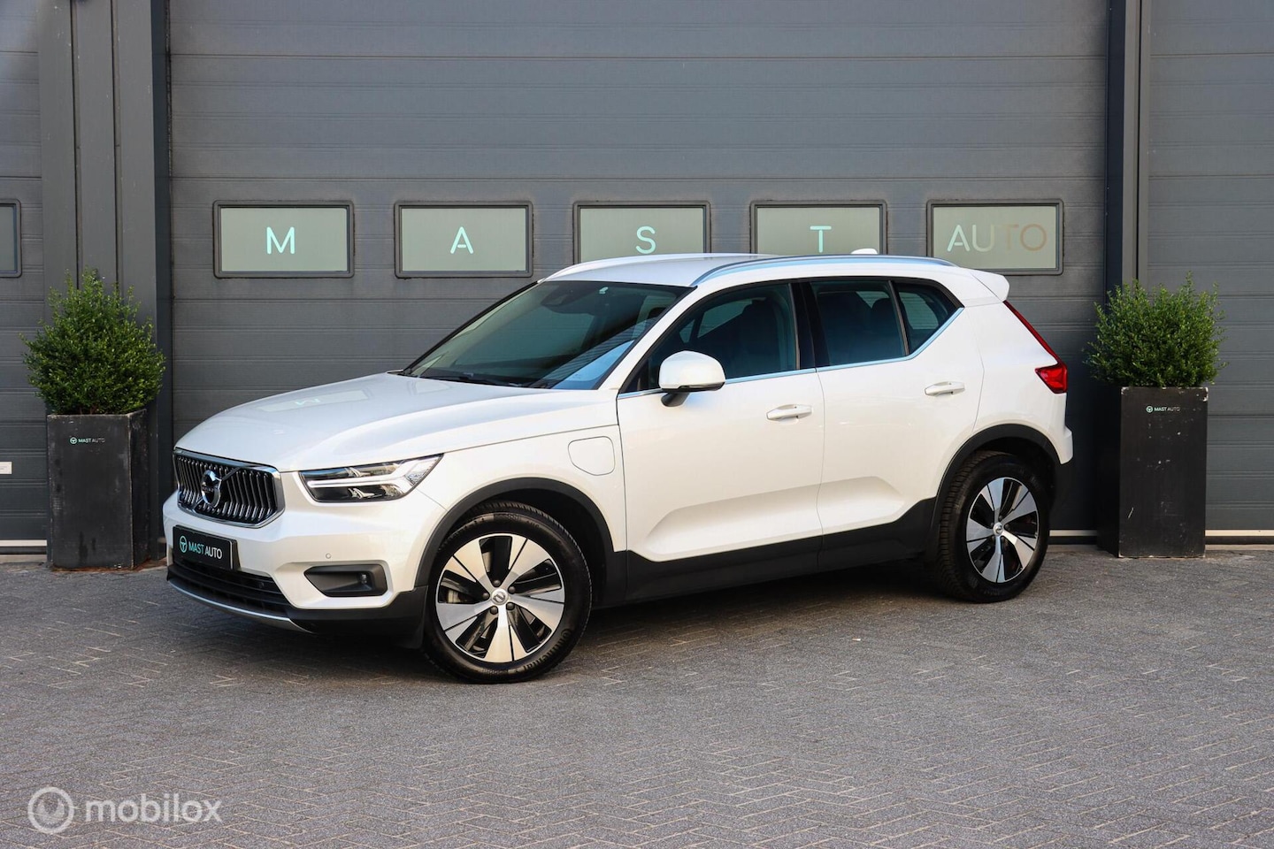 Volvo XC40 - 1.5 T5 Recharge Business Pro|CAMERA|CARPLAY|LED|CLIMATE - AutoWereld.nl