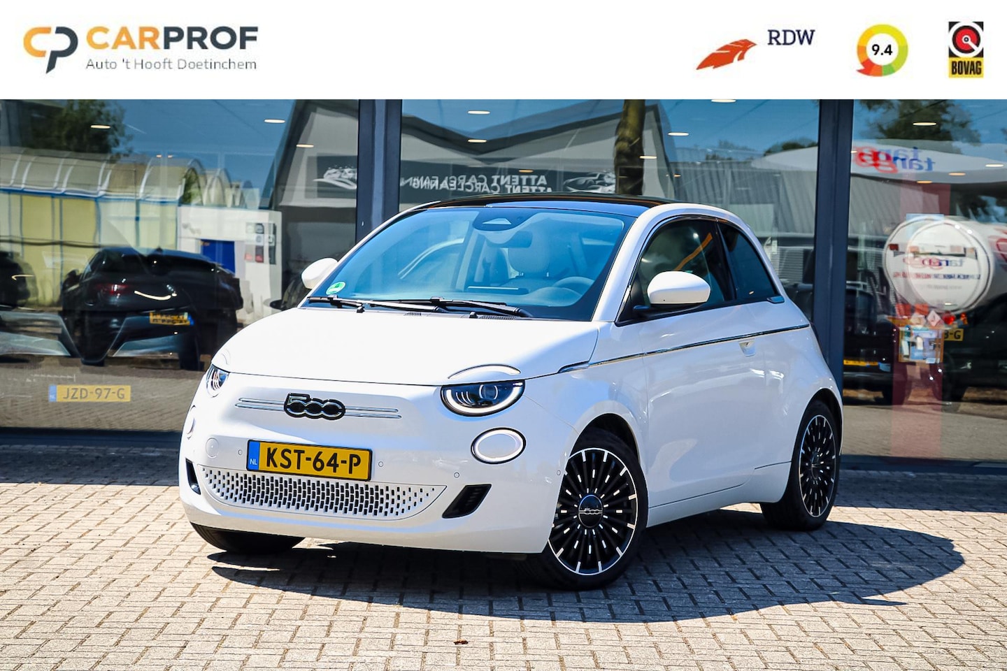 Fiat 500e - La Prima by Bochelli PANO / JBL / LEDER / ACC - AutoWereld.nl