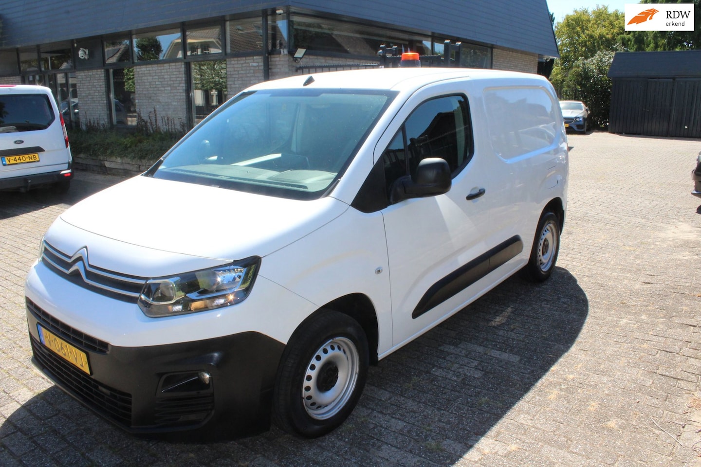 Citroën Berlingo - 1.6 BlueHDI Club 1.6 BlueHDI Club - AutoWereld.nl
