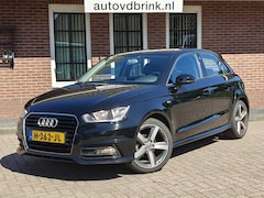 Audi A1 Sportback - 1.0 TFSI Sp. Pro L S / KOPPELING EN BAK VV / S LINE EXTERIEUR