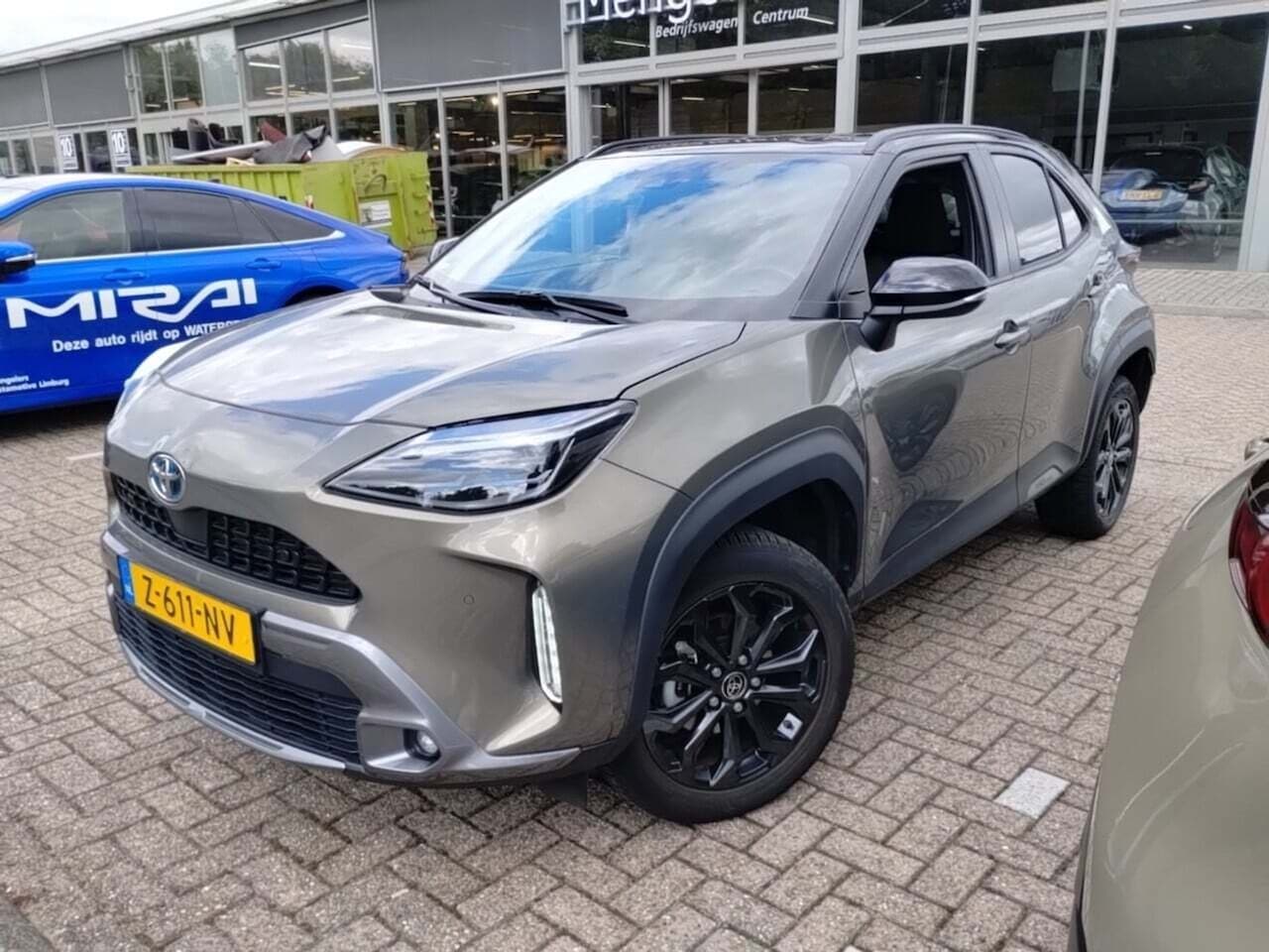 Toyota Yaris Cross - 1.5 Hybrid Explore Automaat 116pk | PDC vóór- & achter | Apple Carplay/Android Auto | 1e E - AutoWereld.nl