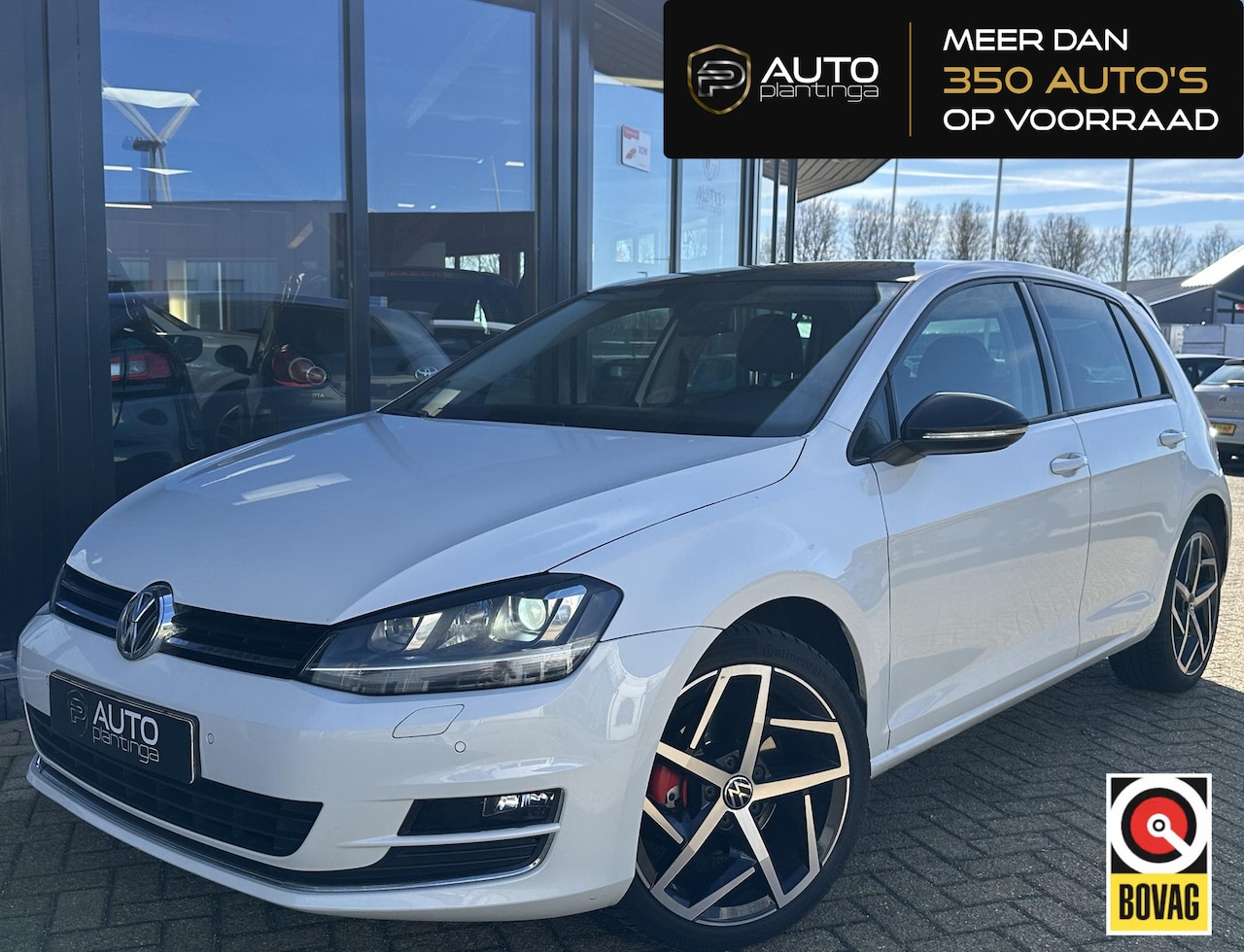 Volkswagen Golf - 1.4 TSI Highline | AUTOMAAT | Nette Staat | Stoelverwarming | Comfort Stoelen | 2026 Onder - AutoWereld.nl