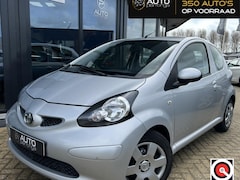 Toyota Aygo - 1.0-12V Access | Airco | Nieuwe APK |