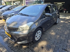 Toyota Yaris - 1.3 VVT-i Aspiration | 2E EIGENAAR | 3/6 OF 12MND GARANTIE | NAVI | CAMERA | AIRCO | NW AP