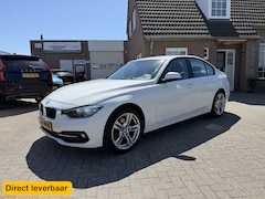 BMW 3-serie - 318i Luxury Clima Stoelverw. Cruisecontr. LED