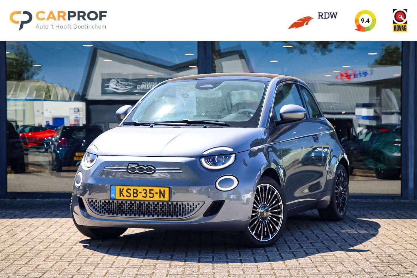 Fiat 500e - La Prima 42 kWh PANO / STOELVERW. / ALL SEASON / LEDER - AutoWereld.nl