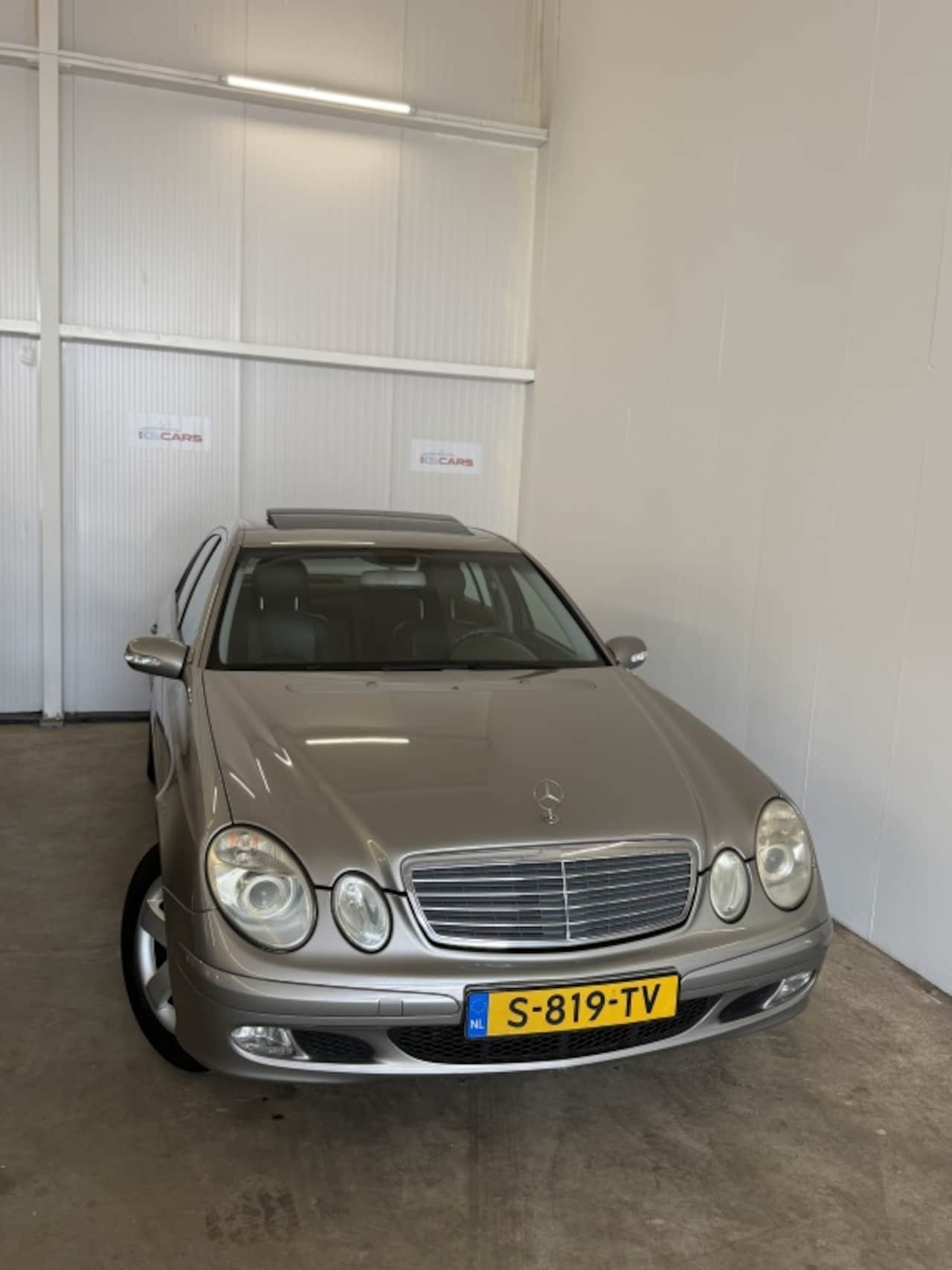 Mercedes-Benz E-klasse - 2.1 CDI E200 | Automaat | Trekhaak! - AutoWereld.nl