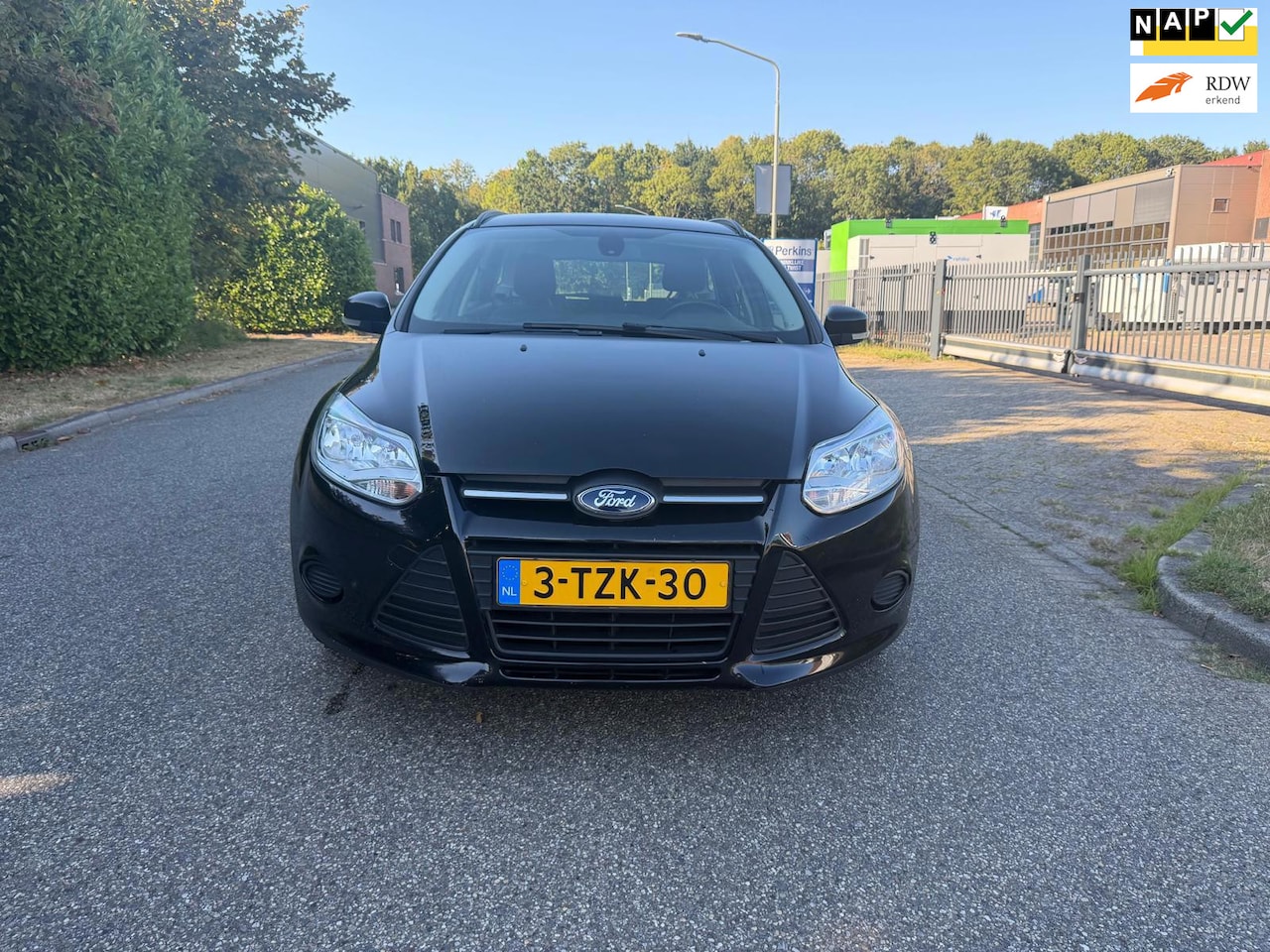 Ford Focus Wagon - 1.0 EcoBoost Edition Airco* Dealer onderhouden* 2E eigenaar - AutoWereld.nl