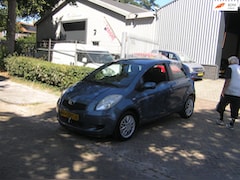 Toyota Yaris - 1.3 VVTi Terra 199 d km airco nieuwe apk