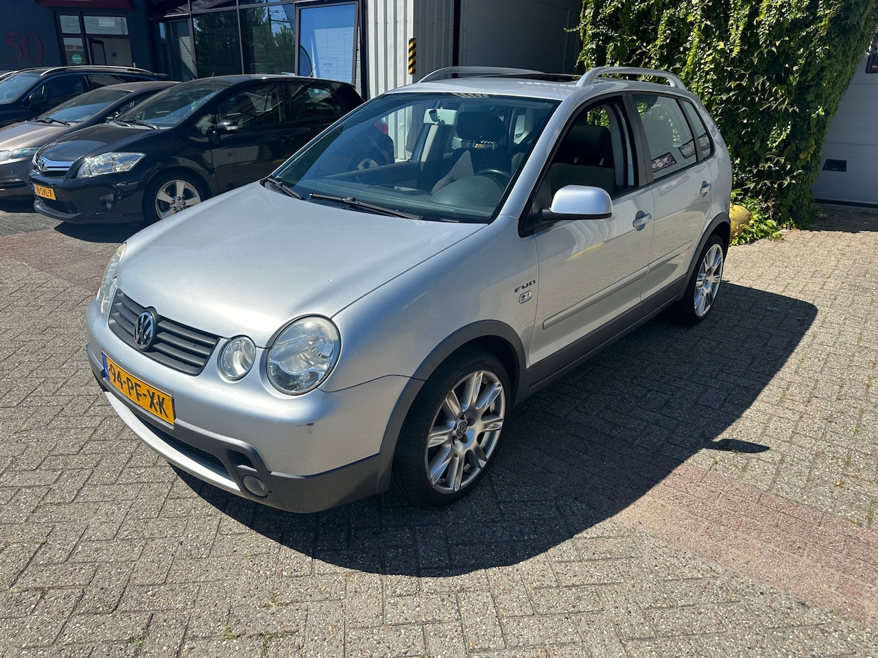 Volkswagen Polo - 1.4-16V FUN 1.4-16V FUN - AutoWereld.nl
