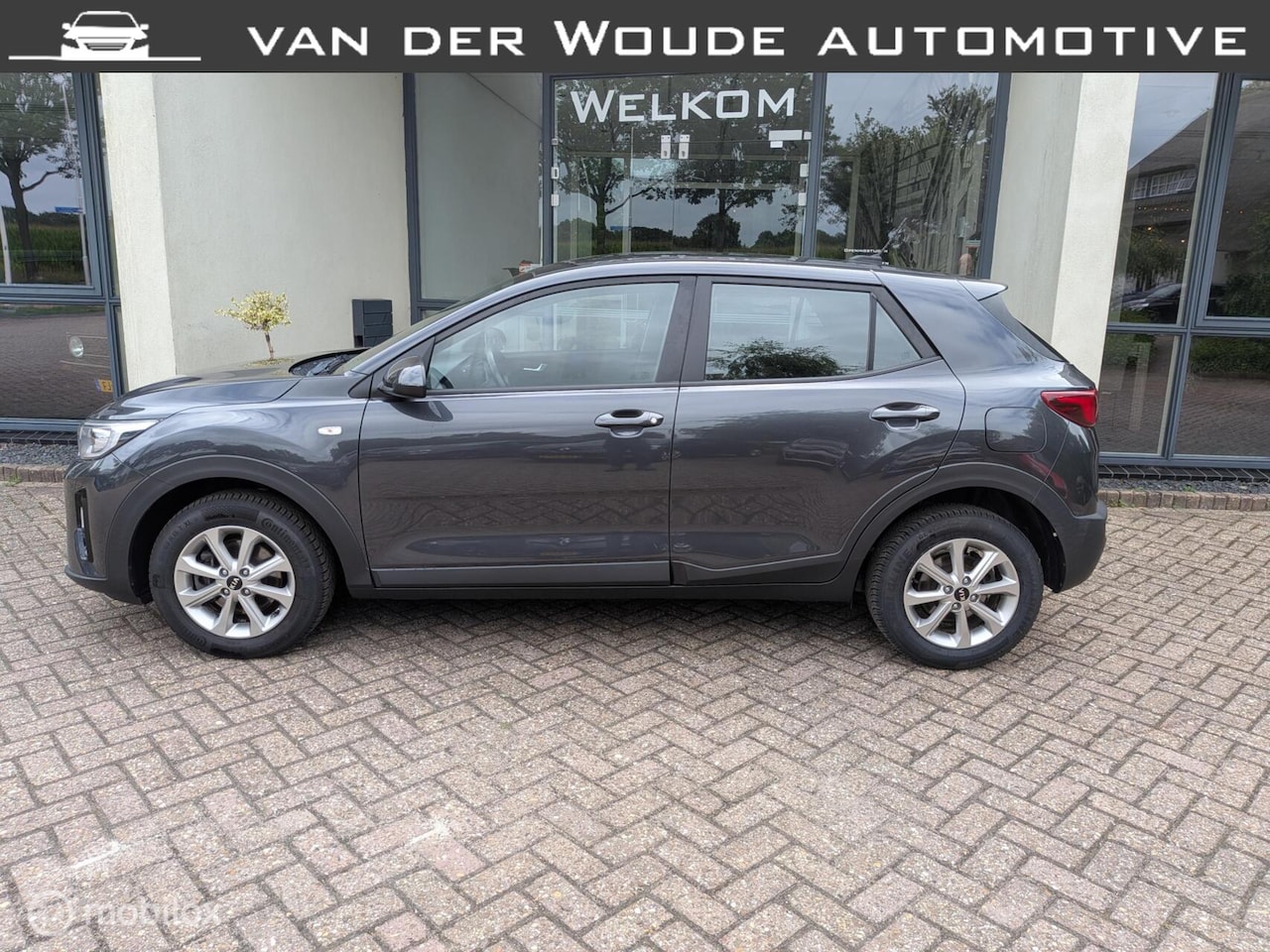 Kia Stonic - 1.2 MPi CARPLAY|1E EIG|DEAL.ONH|ALL.S.BANDEN - AutoWereld.nl