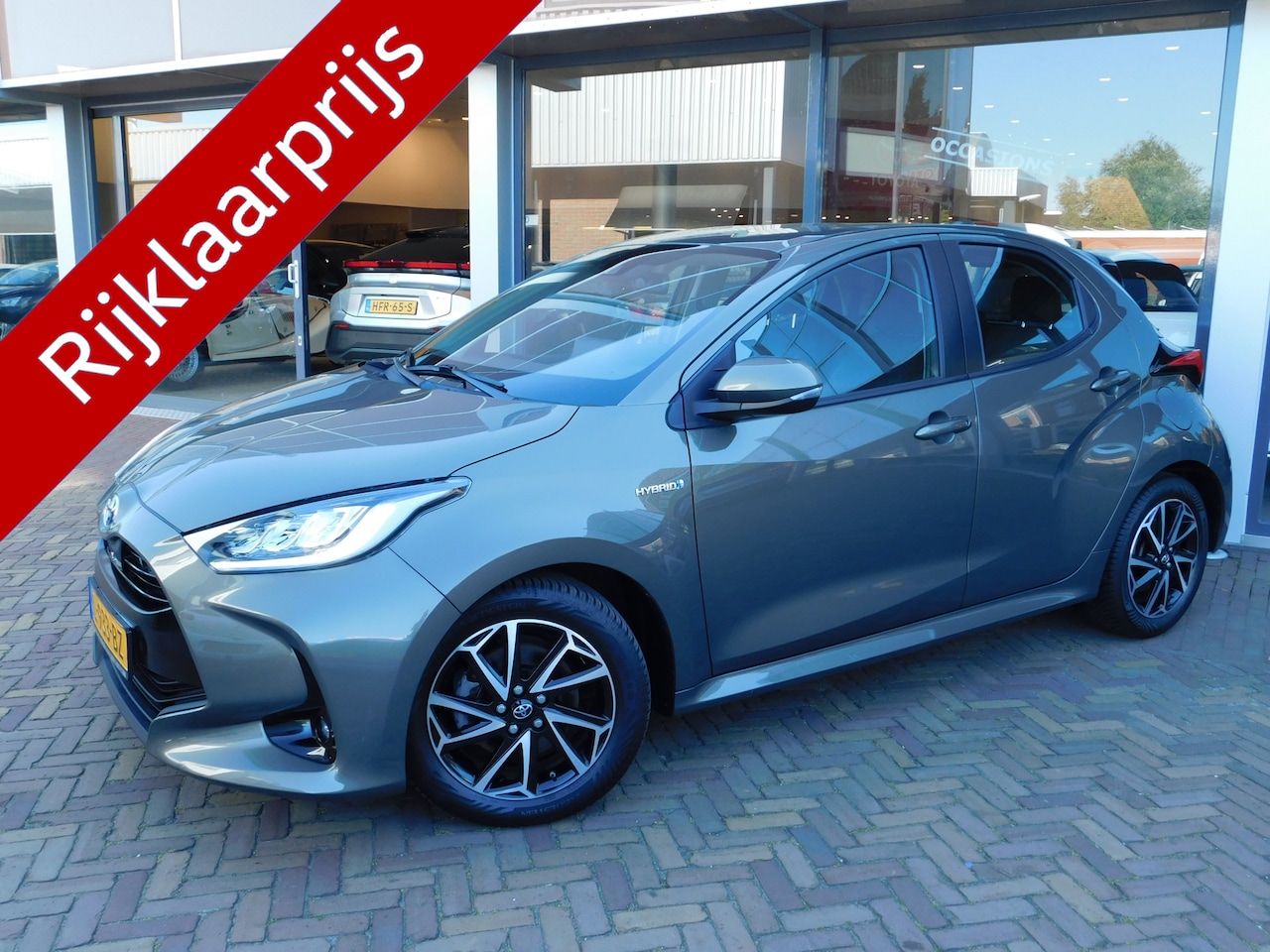 Toyota Yaris - 1.5 Hybrid Dynamic | Trekhaak - AutoWereld.nl