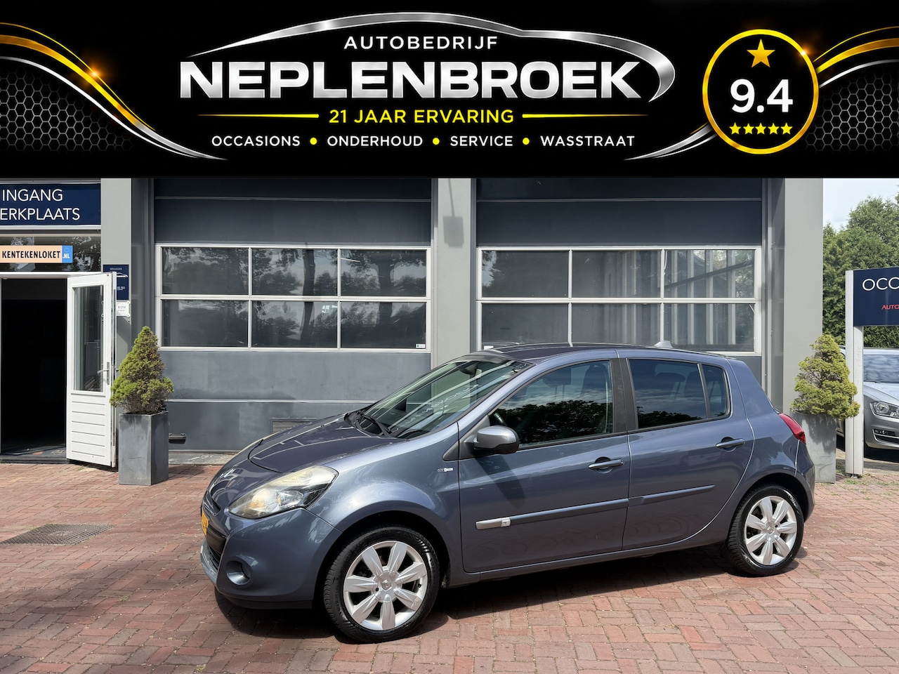 Renault Clio - 1.6 Night & Day Automaat,Navi,16Inch,Cruise,Trekhaak Bj 2011 Km 119.000 Nap 2e eigenaar - AutoWereld.nl
