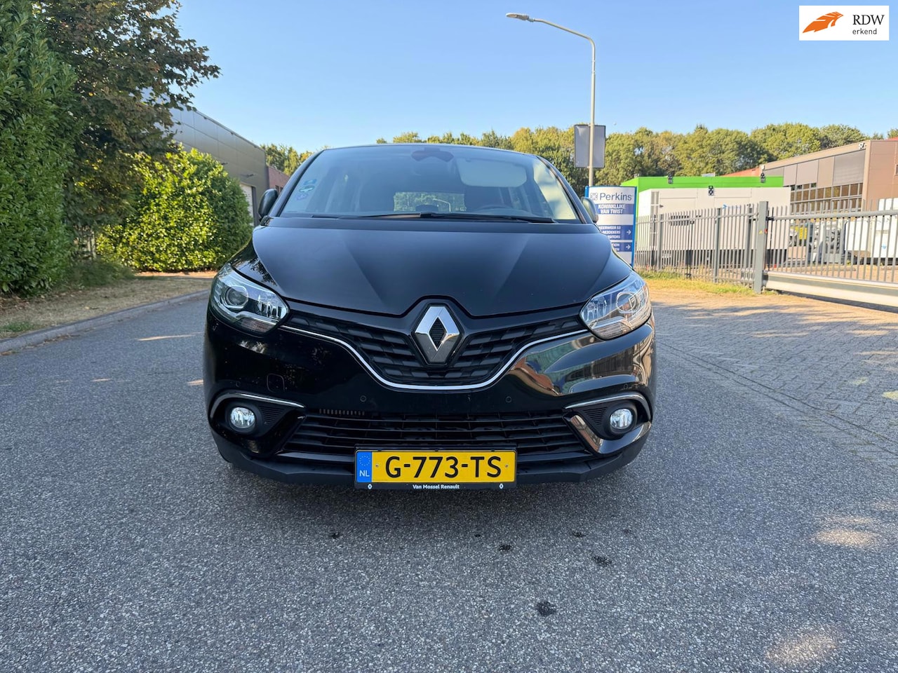 Renault Scénic - 1.3 TCe Limited 1E eigenaar* Achteruitcamera*Navigatie*Trekhaak - AutoWereld.nl