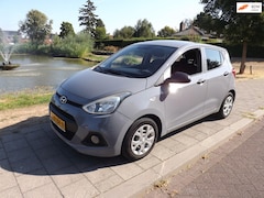 Hyundai i10 - 1.0i i-Drive
