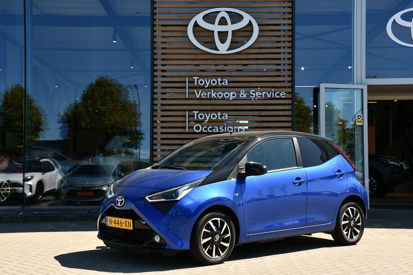Toyota Aygo - 1.0 VVT-i x-cite ultimate 5 deurs 73pk | Apple Carplay/Android Auto | Extra getint glas ac - AutoWereld.nl