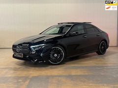 Mercedes-Benz A-klasse - 180 AMG Line | FACELIFT | NAP | PANO | NIGHT | AMBIANCE