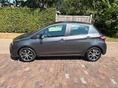Toyota Yaris - 1.0 VVT-i Connect apple carplay, camara, bluetooht NL Auto