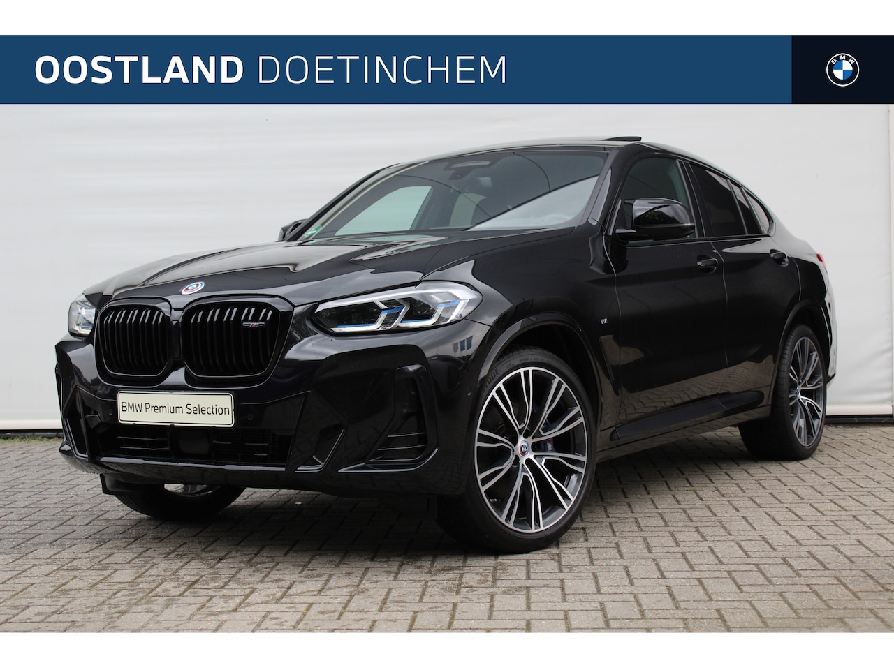 BMW X4 - M40i High Executive Automaat / Trekhaak / Panoramadak / Sportstoelen / Comfort Access / La - AutoWereld.nl