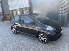 Toyota Aygo - 1STE EIGENAAR 1.0-12V