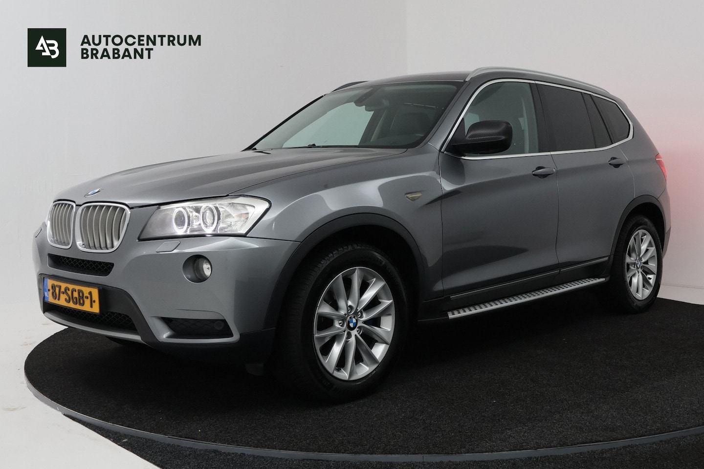 BMW X3 - XDrive35i High Executive (STOELVERWARMING, GROOT-NAVIGATIE, TREKHAAK, CAMERA, PDC, MEMORY - AutoWereld.nl
