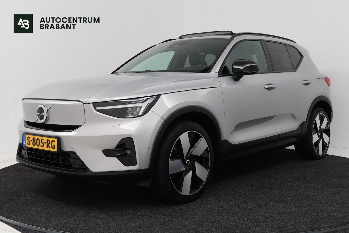 Volvo XC40 - Recharge Ultimate 70 kWh SOH 92, 5% (PANORAMADAK, STUUR-/STOELVERWARMING, 360 CAMERA, DEAL - AutoWereld.nl