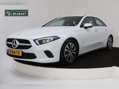 Mercedes-Benz A-klasse - 180 Business Solution (NAVIGATIE, CAMERA, STOELVERWARMING, CRUISE, PDC, NL-AUTO, GOED ONDE