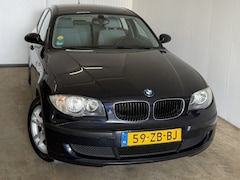 BMW 1-serie - 116i Business Line Blauw