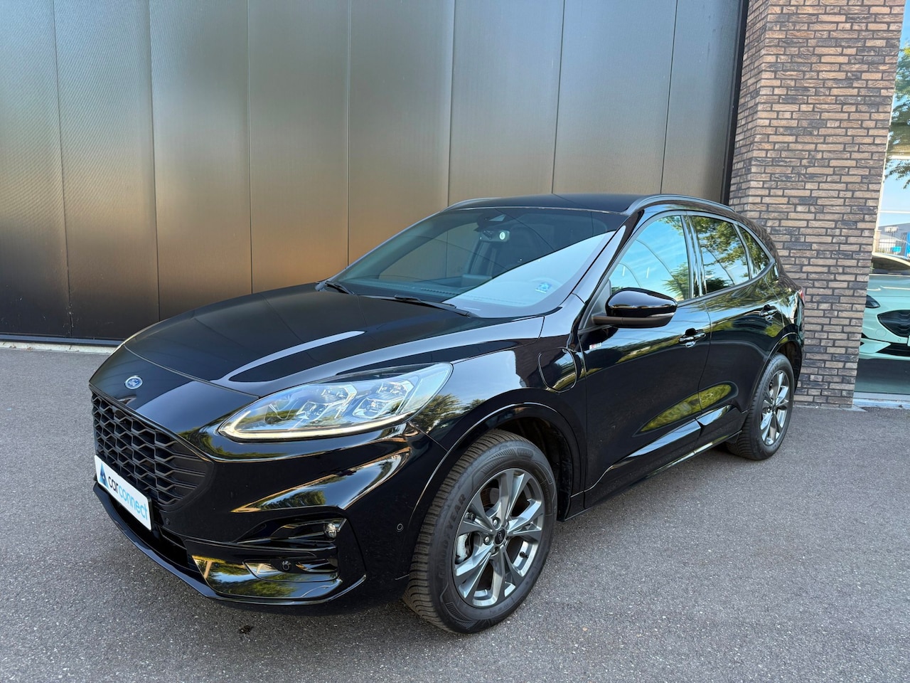 Ford Kuga - 2.5 225pk PHEV ST-Line X Navi, AGR, Camera's, HUD, Winter etc. etc. - AutoWereld.nl